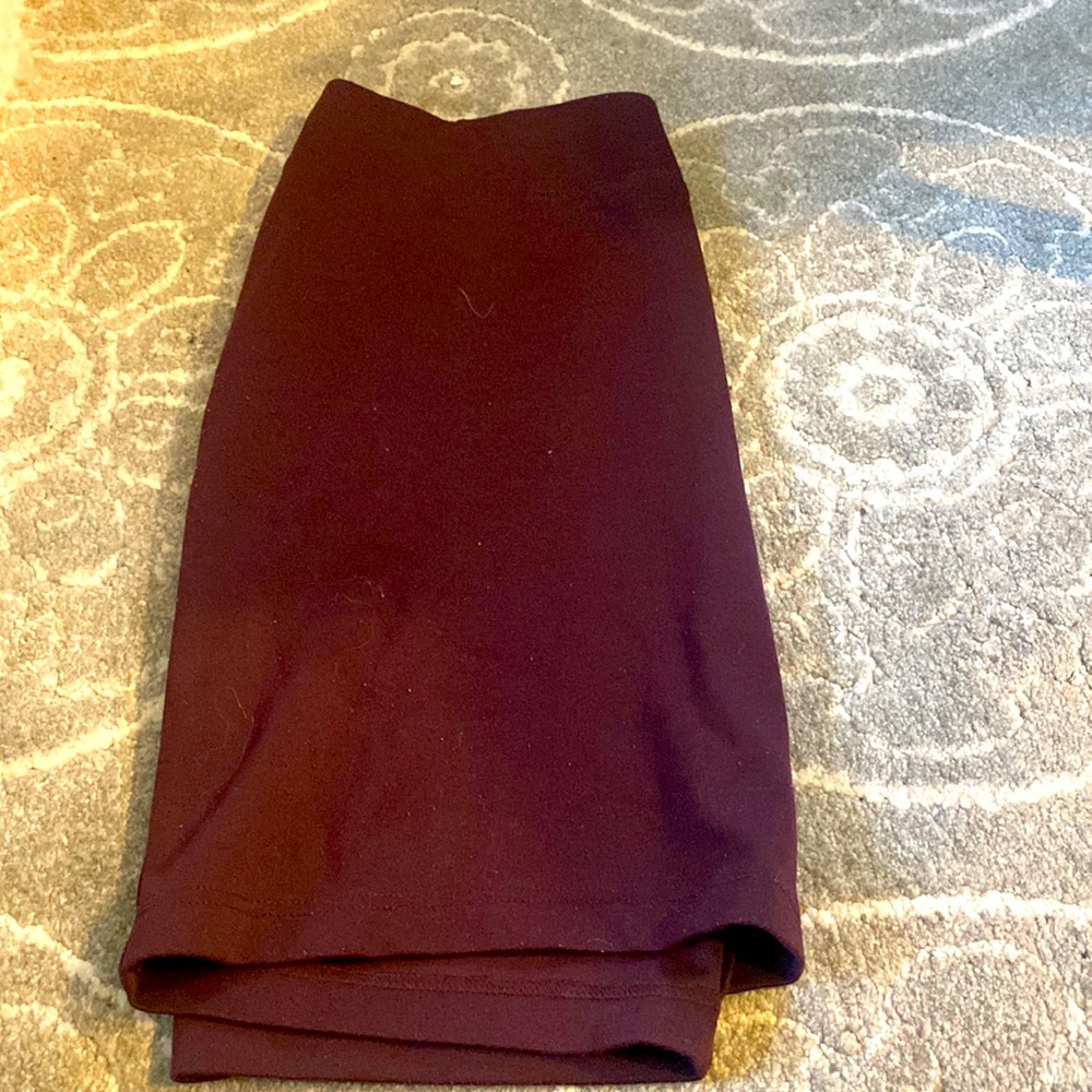 Classy burgundy maxi skirt